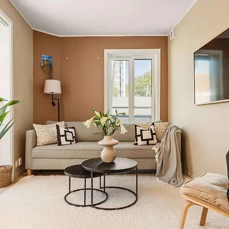 Bright 2-floor In Charming Nordnes *