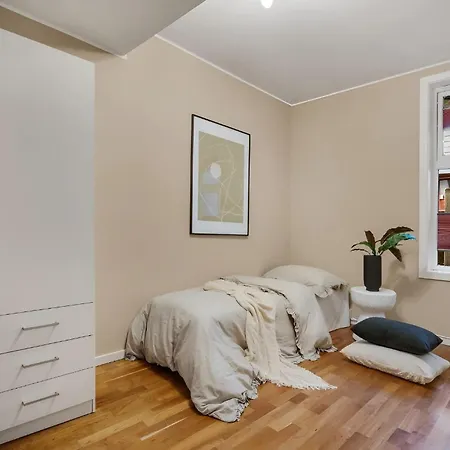 Bright 2-floor In Charming Nordnes *