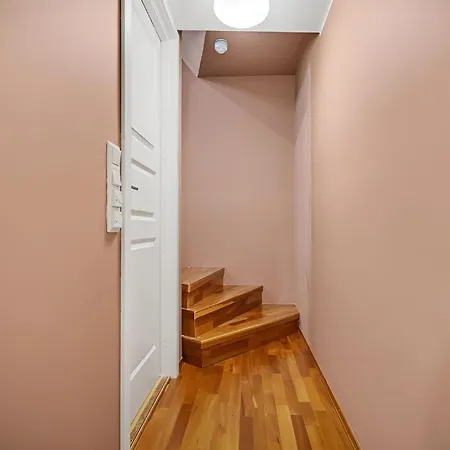 Bright 2-floor In Charming Nordnes 公寓 *